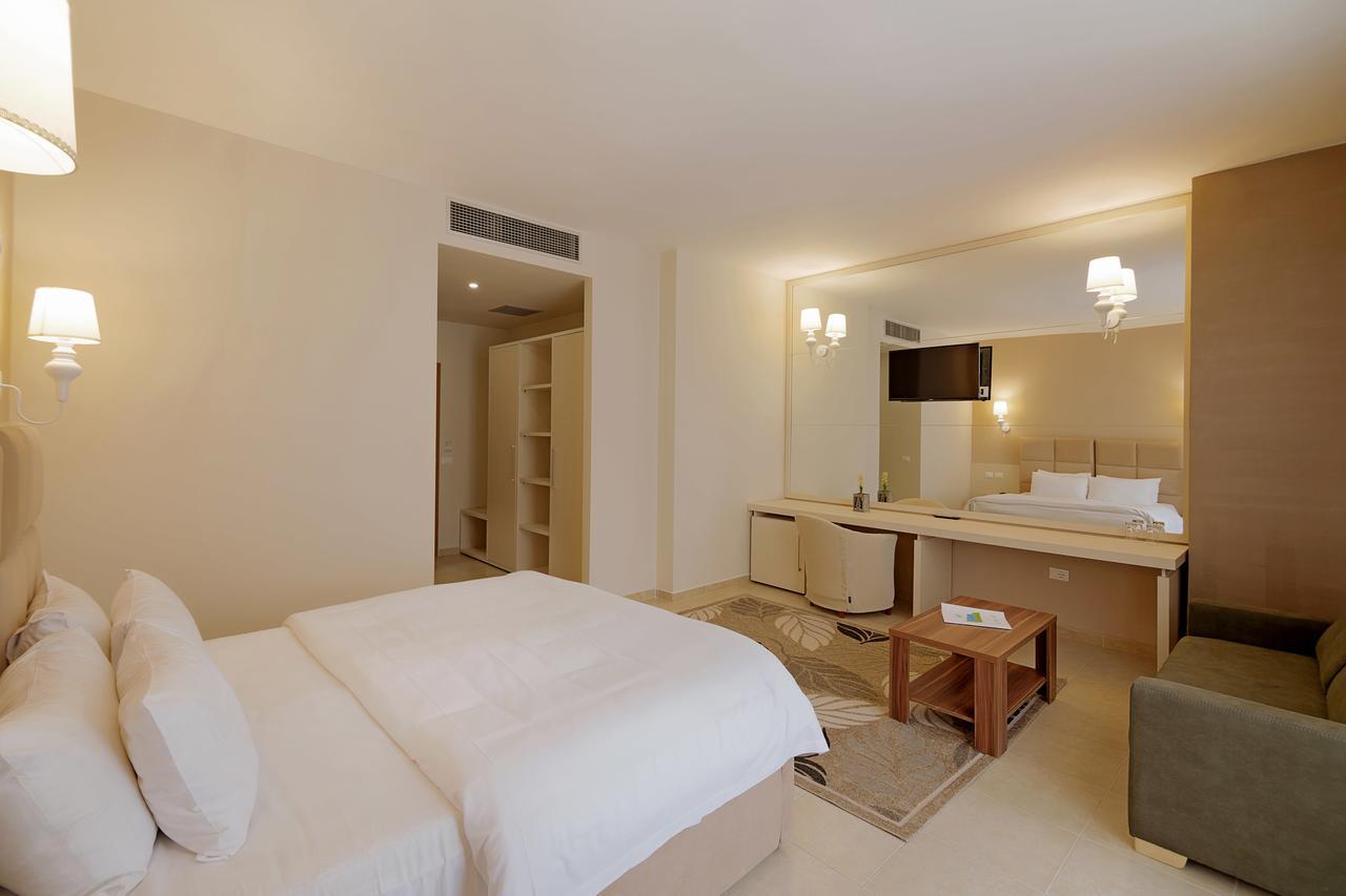 Horizont Hotel 4*